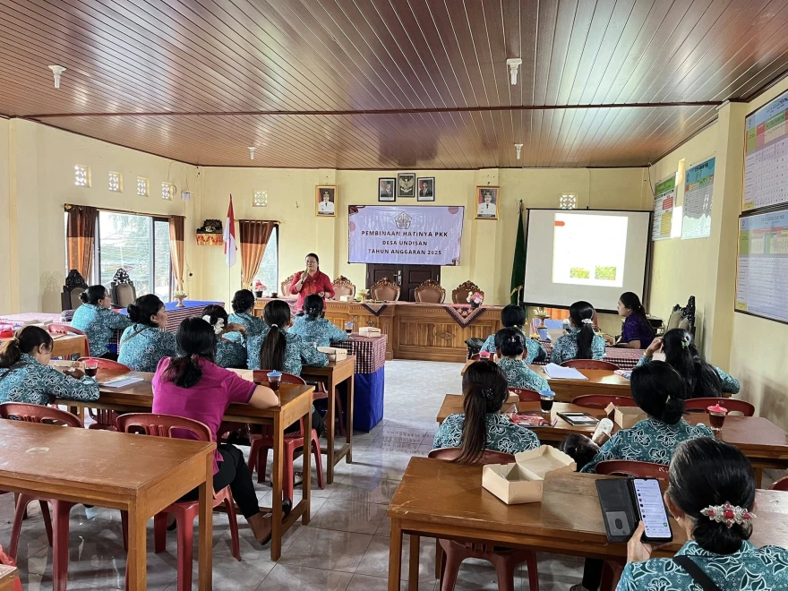 Mewujudkan Kemandirian Pangan dari Halaman Rumah: Pembinaan HATINYA PKK Desa Undisan
