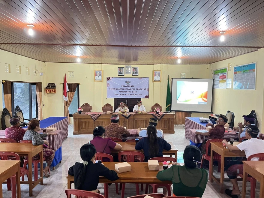 Memperkuat Fondasi Pelayanan: Transformasi Profesionalisme Perangkat Desa Undisan